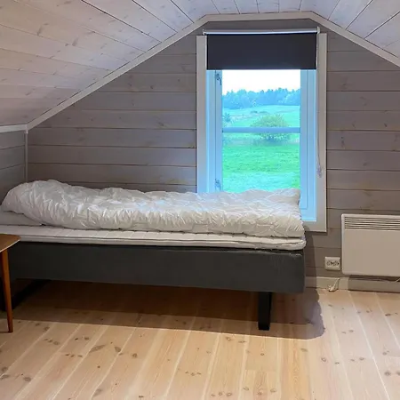4 Bedroom In Nyaraló *