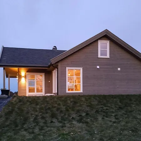 Vakantiehuis 4 Bedroom In *